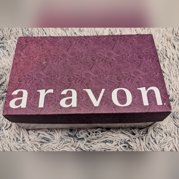 Aravon (by New Balance) Patsy Leather Dress Slip On Pumps in Black, Size 9 - Picture 11 of 12